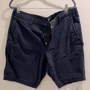 Gap Men’s navy blue cargo shorts 36” waist.